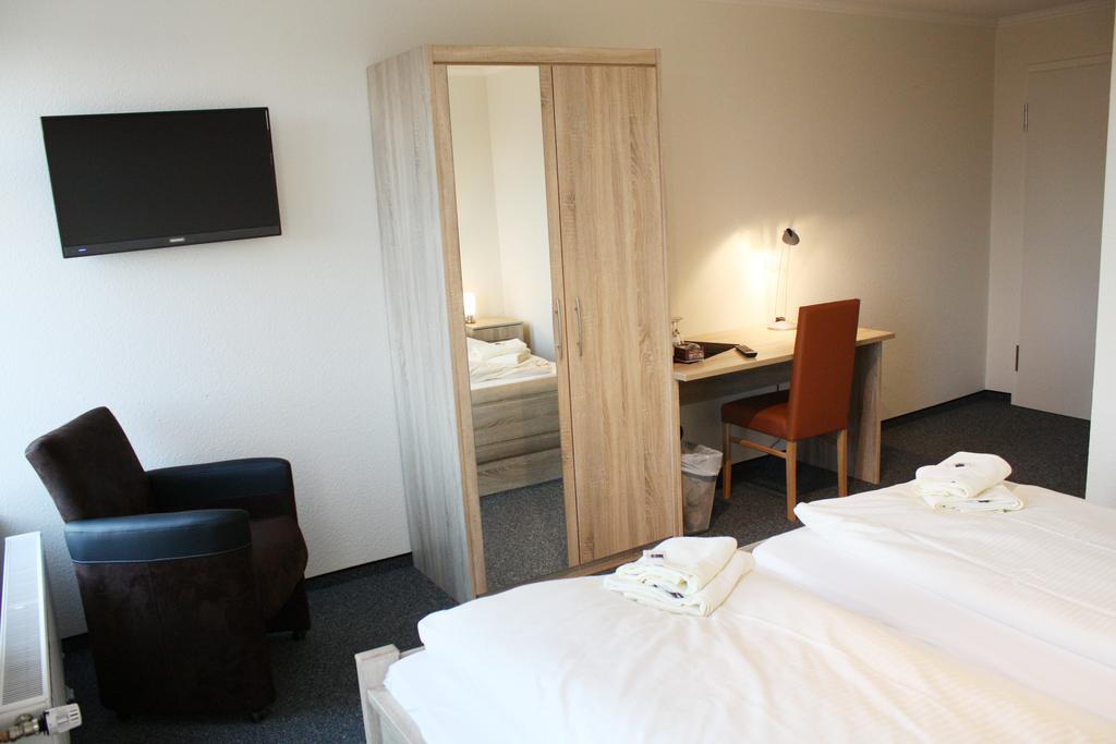 Hotel Zum Grossen Krug Wirdum Εξωτερικό φωτογραφία
